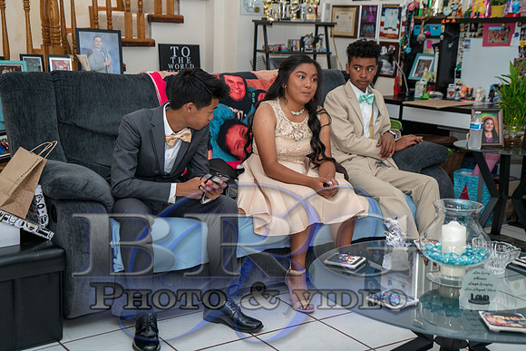 IMG-076