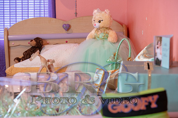 IMG-044