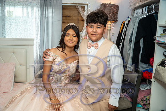 IMG - 0077